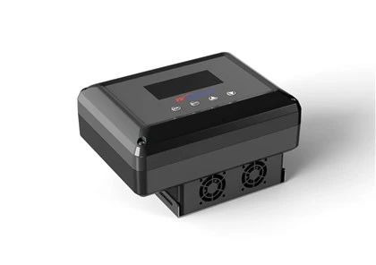 Nuovo inverter trifase LCD